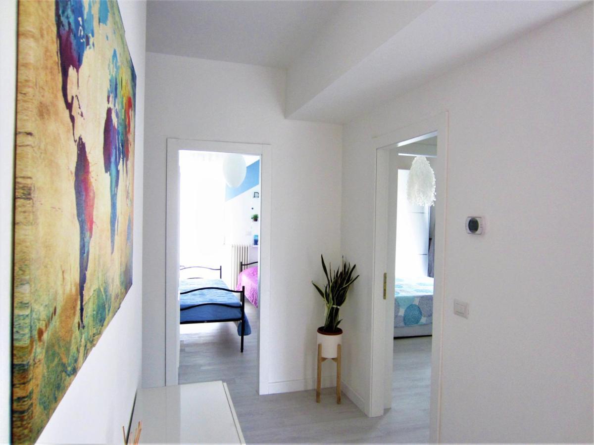 Happy Whale Apartment Rimini Dış mekan fotoğraf