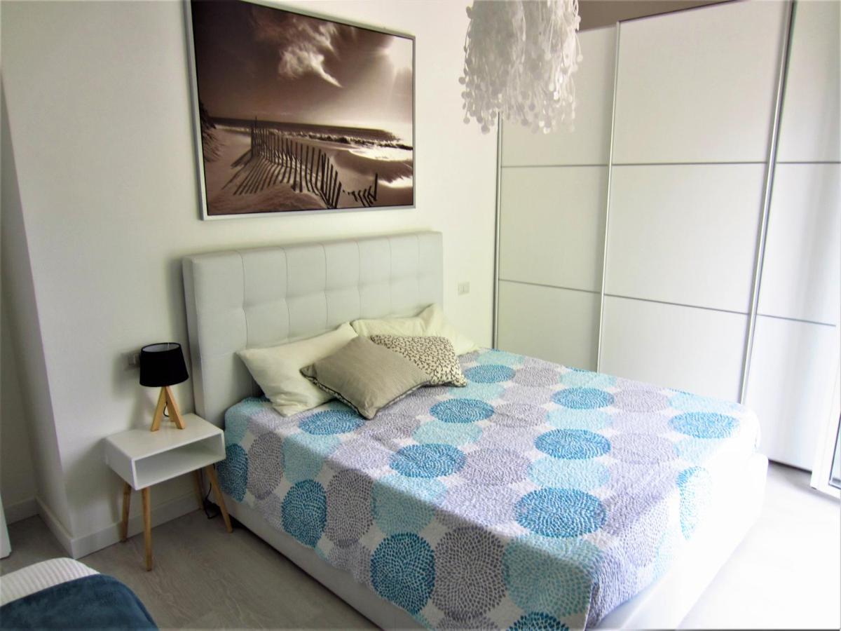 Happy Whale Apartment Rimini Dış mekan fotoğraf