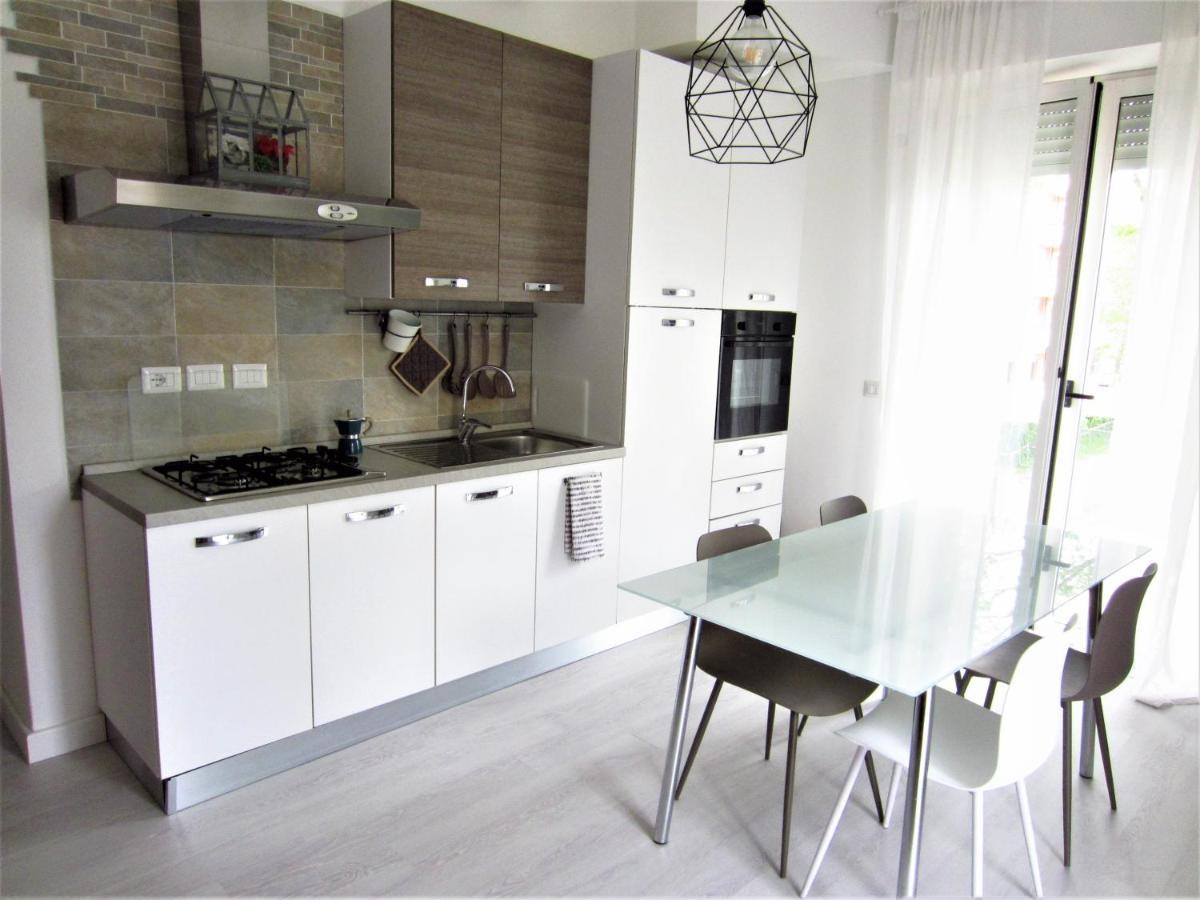 Happy Whale Apartment Rimini Dış mekan fotoğraf