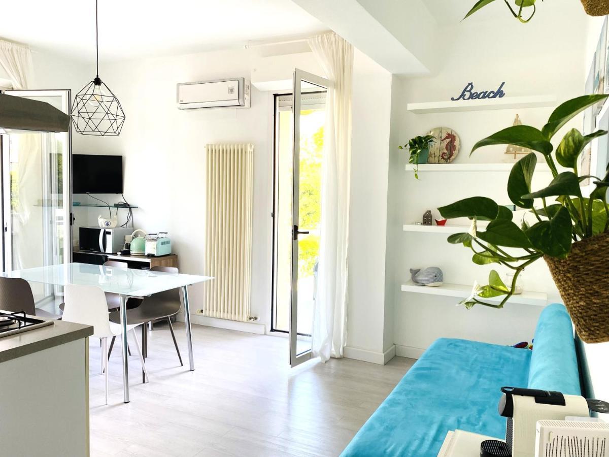 Happy Whale Apartment Rimini Dış mekan fotoğraf